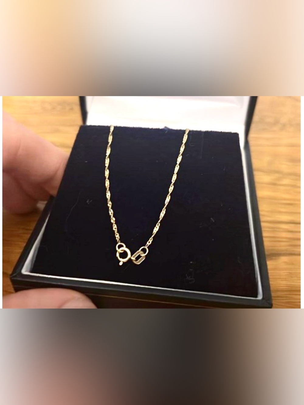 10k gold stamped 18” Singapore chain necklace